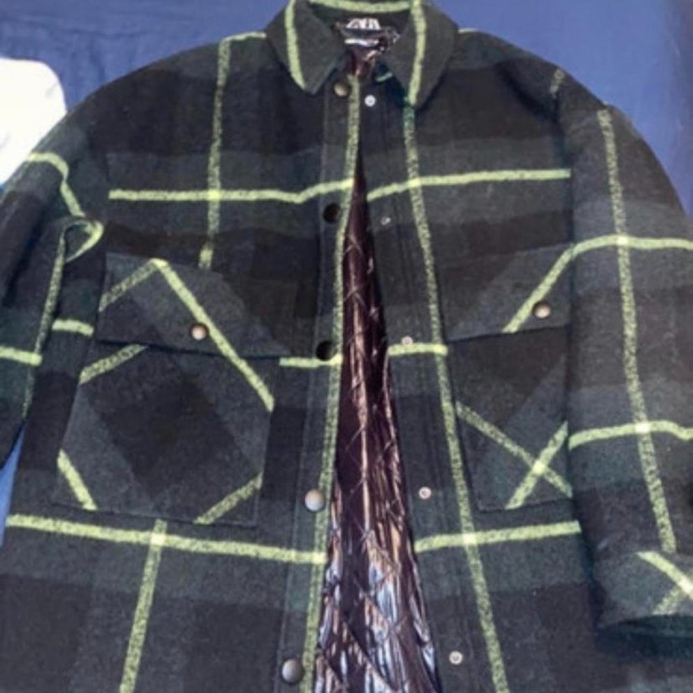 Zara Womens Black and Green Gilet